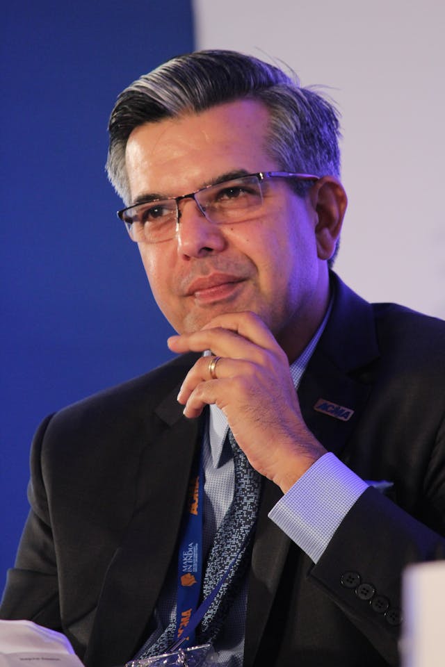 Roberto Silva